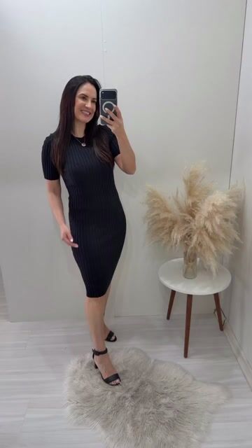 Video de Vestido Biamar Midi Canelado - 12502B PRETO
