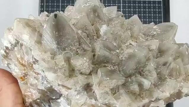 Video de 2.23 kg Calcita Diente de Perro (1 pz) - Mineral de Colección
