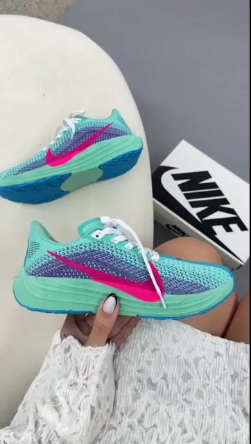 Vídeo de NK Pegasus Plus Verde/Lilás/Pink