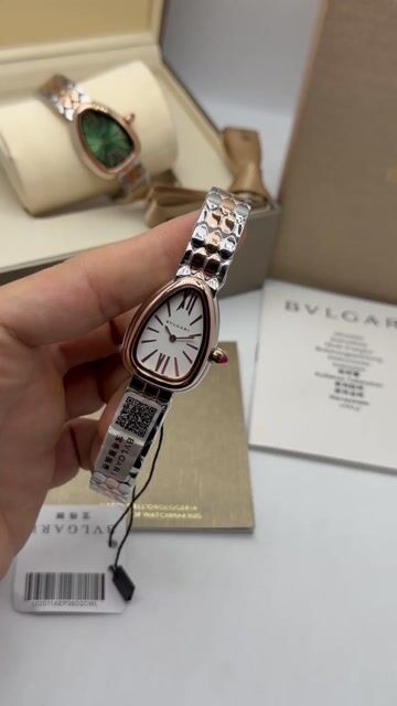 Video de Bvlgari Serpenti 29mm - AÇO COM ROSE/MOSTRADOR BRANCO