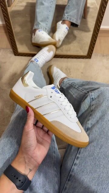Video de TÊNIS SAMBA BRANCO COM DETALHES EM DOURADO