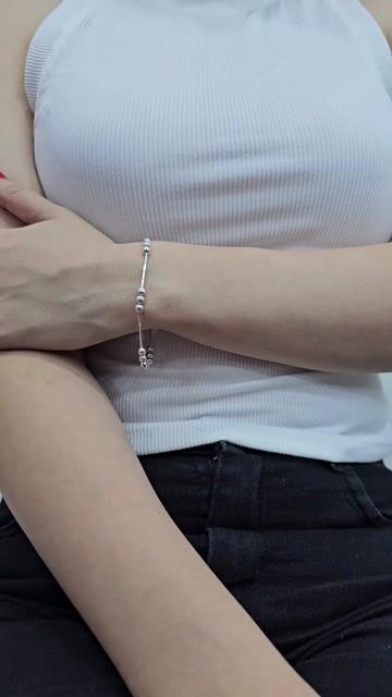 Video de Pulsera Plata 925 Cola De Raton 3 Y 3 Bolitas 18.5 Cm C2004 Plateado 18.5 Cm 5.9 Cm