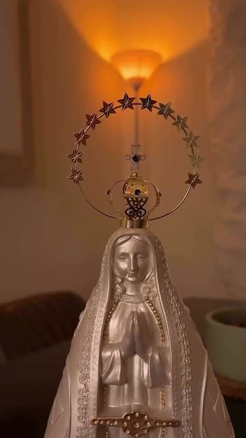 Video de Nossa Senhora Aparecida 30 Cm Coroa Resplendor Dourada