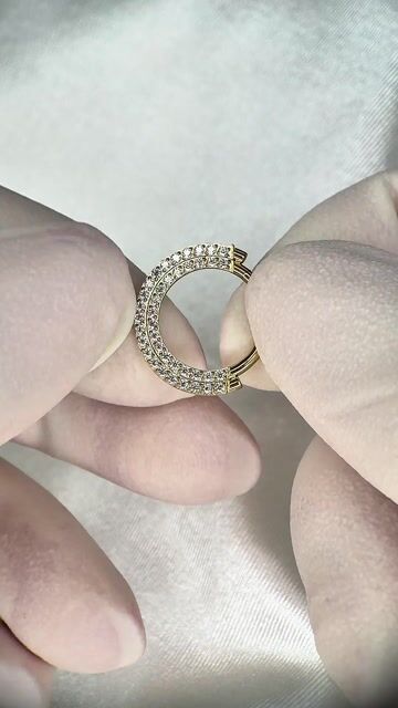 Vídeo de Seguimento cliker frontal duplo cravejado 1.2 - Titânio PVD Gold