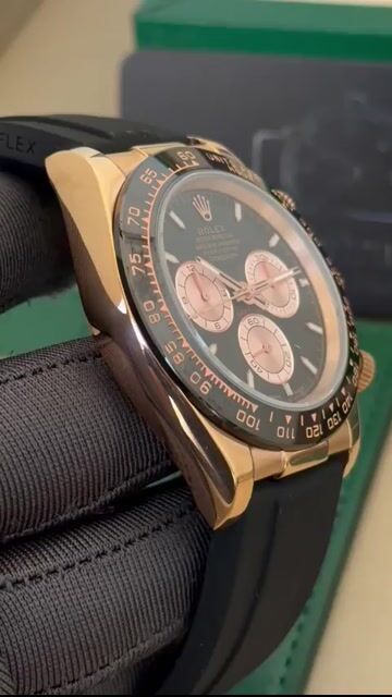Video de Daytona 40mm - AÇO ROSE/MOSTRADOR PRETO - SILICONE