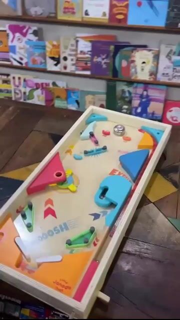Vídeo de Pinball De Madeira - Janod