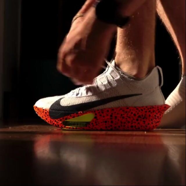 Vídeo de Tênis Nike Alphafly 3 Electric Masculino