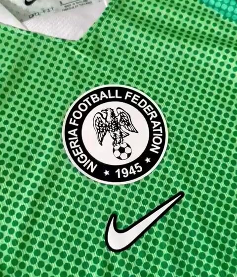 Video de CAMISETA NIGERIA 2026/27 TITULAR - TELA JUGADOR