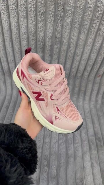 Vídeo de Republic Shoes