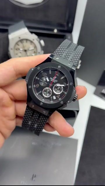 Video de Hublot Steel 44mm - AÇO PRETO/MOSTRADOR PRETO - SILICONE