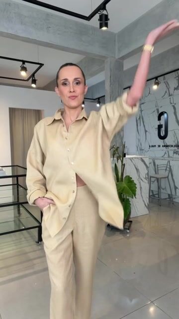 Vídeo de Camisa Feminina Oversized Linho 100% Camel