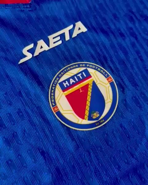 Video de CAMISETA HAITI 2026/27 AZUL - TELA JUGADOR