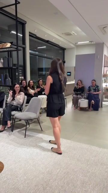 Vídeo de Conjunto shorts e colete preto