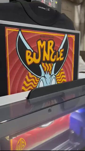 Video de Remera Bugs Bunny Mr Bungle