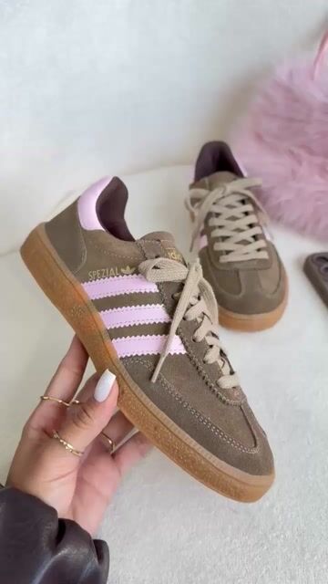 Vídeo de ADIDAS SPEZIAL COURO