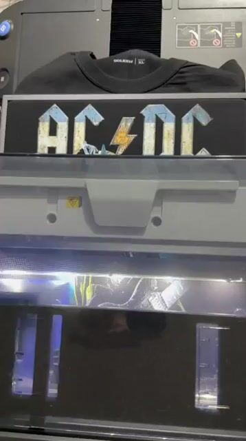 Video de Remera Ac Dc Power Up Angus Young Argentina