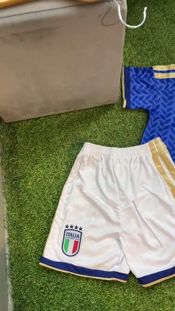 Vídeo de Conjunto Infantil seleção Italia azul e branco 2026/27
