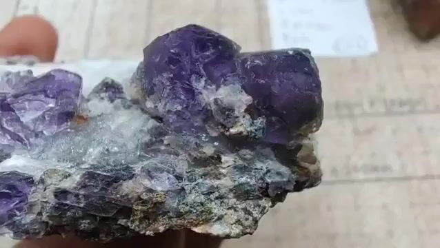 Video de 3 Piezas Fluorita con Calcita | 2 lbs
