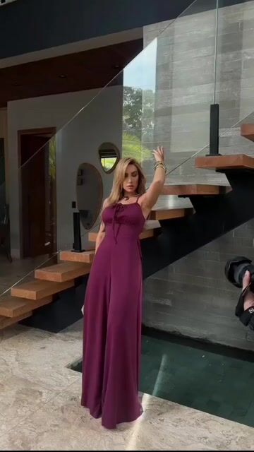 Vídeo de Macacão Alfaiataria Pantalona Luxo Elegante Bianca