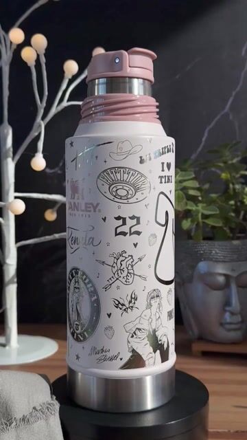 Video de SET TINI FULL: TERMO STANLEY MATE SYSTEM FULL GRABADO 800 ml + MATE IMPERIAL FULL GRABADO EN VIROLA + CAJA GRABADA EN TAPA + BOMBILLA FULL GRABADA