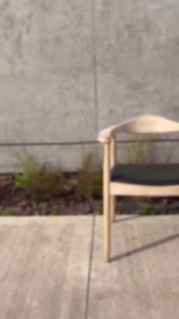 Video de SILLA KENNEDY CLARA DISEÑO ESCANDINAVO HANS WEGNER