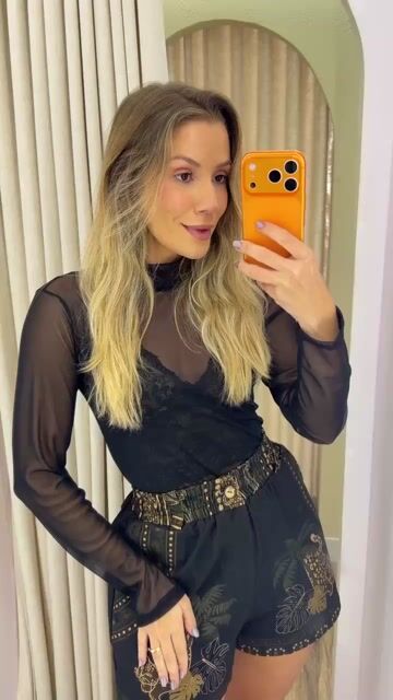 Vídeo de SHORT ESTAMPADO ESTHER
