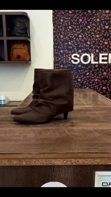 Video de SOLEMNIA SHOES