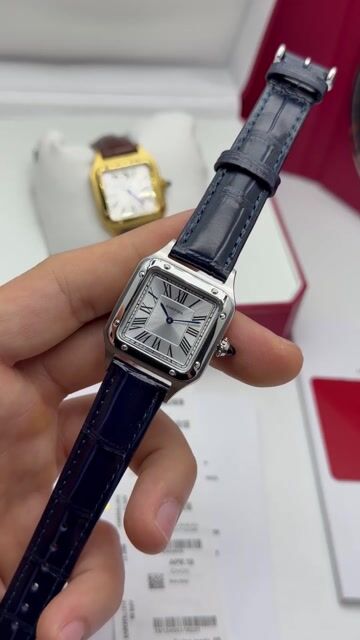 Video de Cartier Santos Dumont 25mm - AÇO/MOSTRADOR BRANCO - COURO