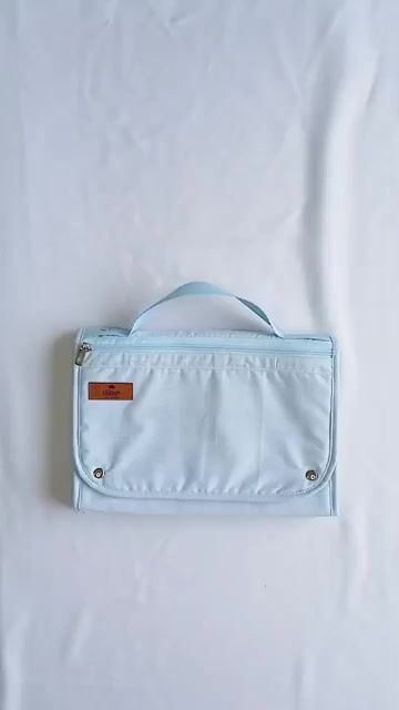Vídeo de Trocador Portátil Bebê Seri Azul com Bolsos - Lilifish Baby