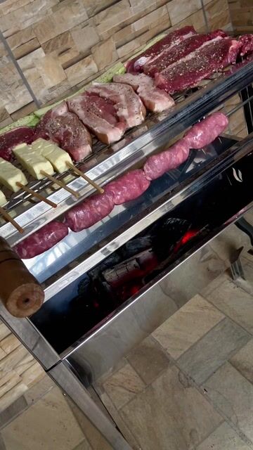 Vídeo de Espeto para Churrasco Inox Premium Duplo Cabo de Madeira