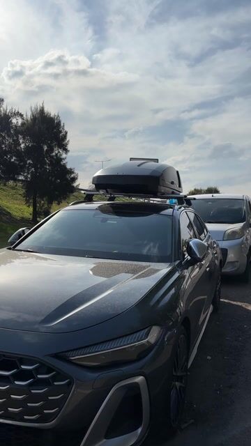 Video de Barras Porta Equipajes Wingbar Evo y Baul Force 400 Thule p/ Audi S5