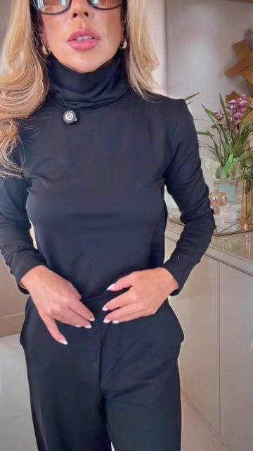 Video de Conjunto Egito - Preto