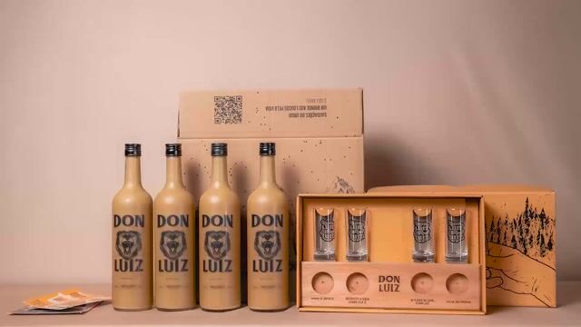 Vídeo de Kit 4 Garrafas Don Luiz + 4 Copos Long Shot 70ml + Tábua de Shot