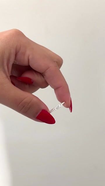 Video de Anillo Trabajadito con piedras