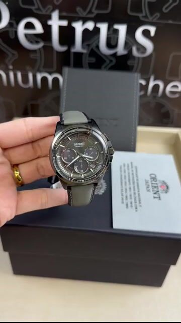 Video de Orient Masculino Solartech MYSCC009 G1GX 43mm - Aço/Mostrador Cinza - Couro