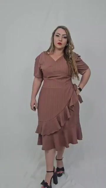 Vídeo de Livia Marçal moda modesta feminina 