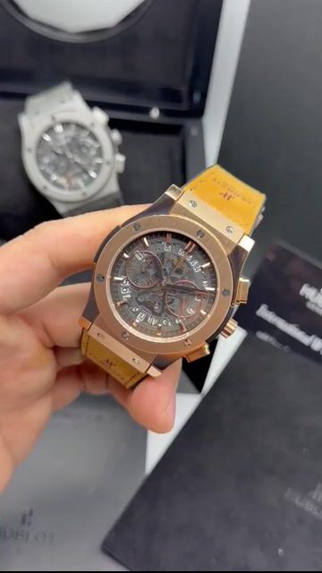 Video de Hublot Classic Chrono 45mm - Mostrador skeleton
