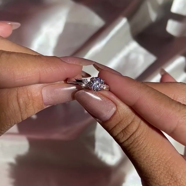 Video de Anel Raissa · Prata 925 · 2ct · Solitário