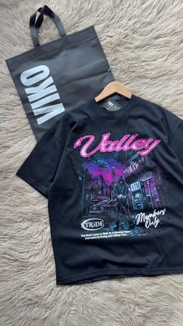 Video de Remera Valley strass