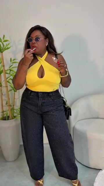 Vídeo de Plus Size Bella Bia