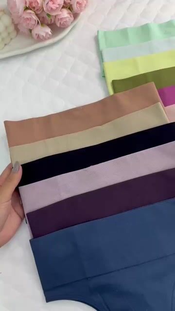 Vídeo de Calcinha tanga Melissa (Pala alta)