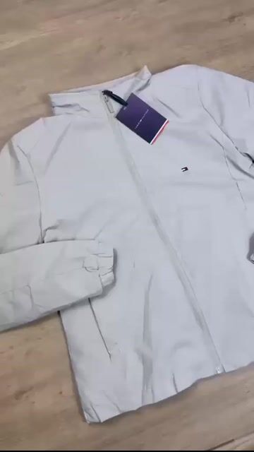 Video de JAQUETA-FEMININA-IMPORTADA-TH-BRANCO-OFF-WHITE