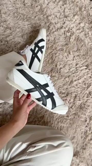 Vídeo de Onitsuka Tiger Couro Legítimo Branco/Preto
