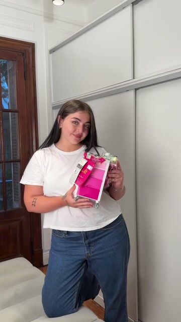 Video de Carrito de salón y juego de peluquería para muñecas Our Generation