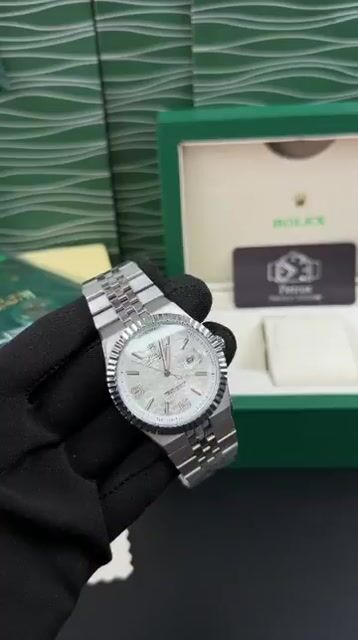 Video de Land Dweller 40mm - AÇO/MOSTRADOR BRANCO