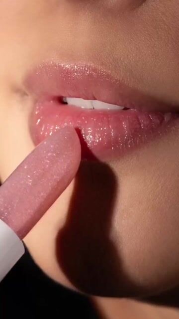 Vídeo de Lip Balm Unique Shine Dalla