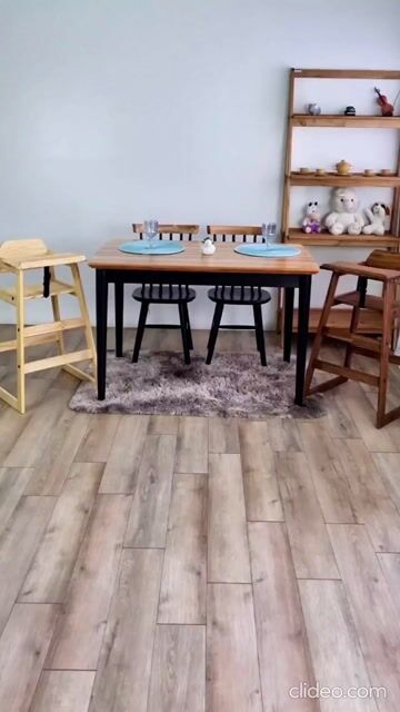 Vídeo de Cadeira de Alimentação em Madeira Pinus com Bandeja – Para Bebês