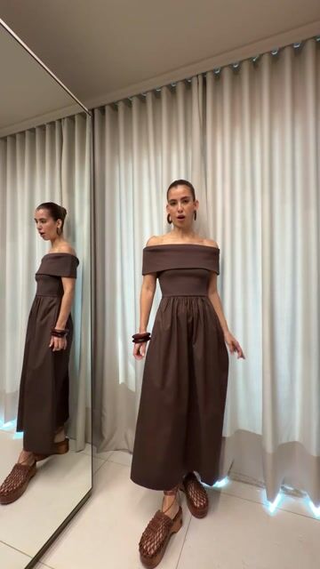 Vídeo de Vestido Claudiah Marrom