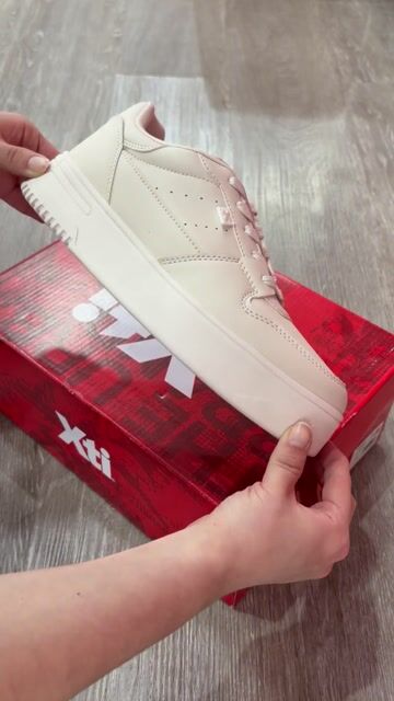 Video de ZAPATILLA CLASSIC XTI143262