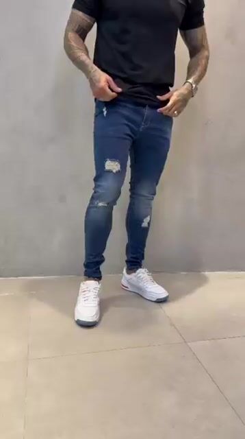 Video de Calça Super Skinny Azul Escura c/ Rasgo REF: 9146